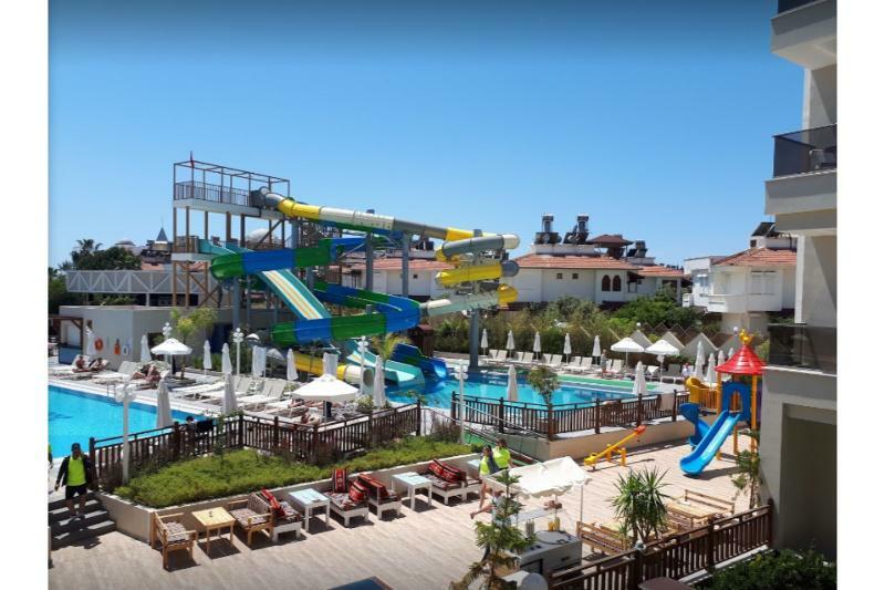 Side Crown Sunshine Ultra All Inclusive Exteriér fotografie